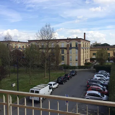 Monolocale Vicino Al Centro * Lucca
