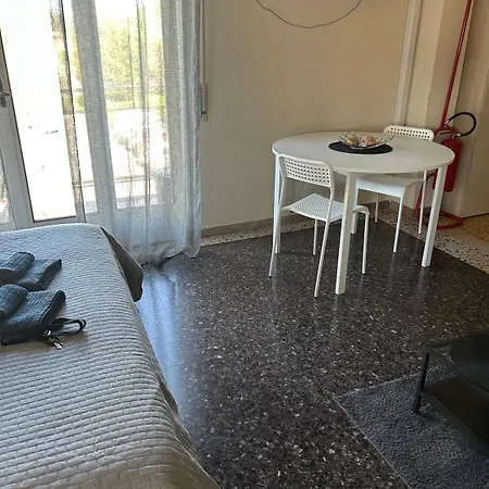 아파트 Monolocale Vicino Al Centro